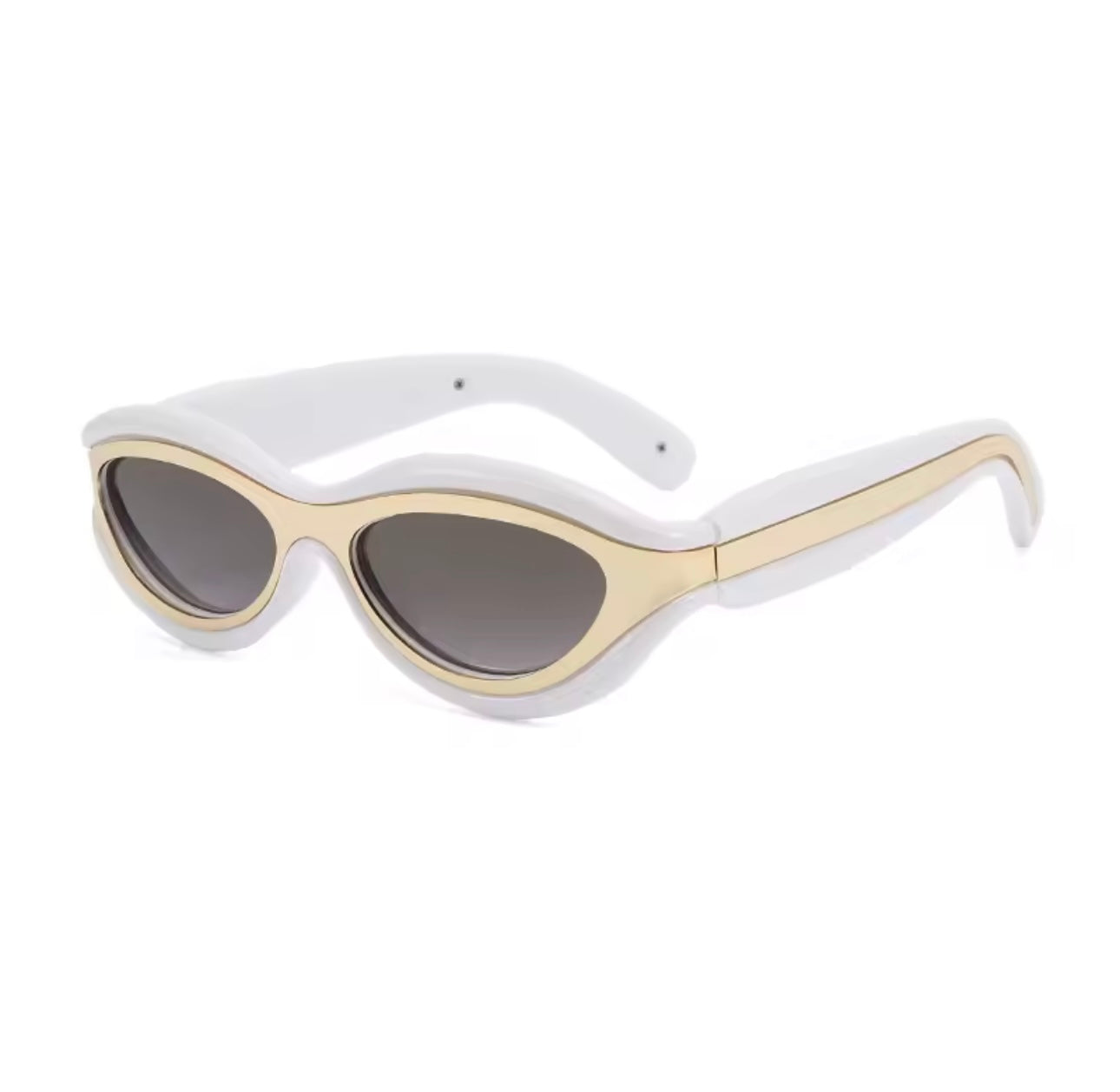 Cat Eye Sonnenbrille Damen Weiß mit goldenen Details und UV400 Gradient