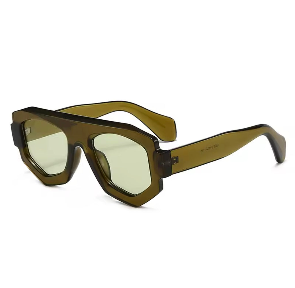 Olivgrün: Damen Sonnenbrille Bold Vision Shades in Olivgrün mit UV 400 Schutz